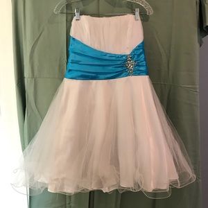 Junior party dress